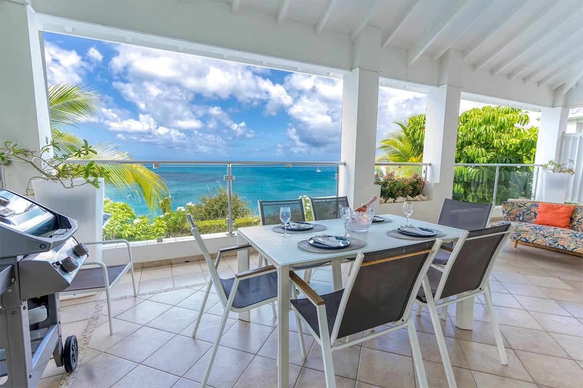 Villa Rental St Martin - Outside dining area